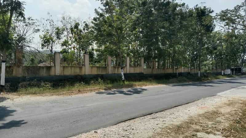 Sewa Aset Tanah Kosong Perkantoran, Kab. Tuban - Jl. Imam Bonjol - Foto 4