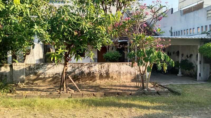 Sewa Aset Penginapan Gedung Pertemuan dan 4 Rumah Dinas, Kab. Bojonegoro - Jl. Trunojoyo No. 32, 32A, 32B & 36 Thumbnail 10